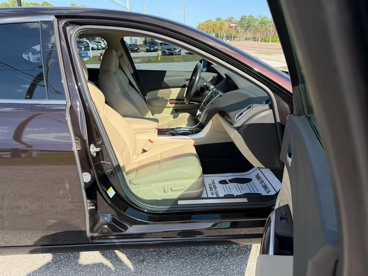 Acura TLX 9-Spd AT w/Technology Package 2016