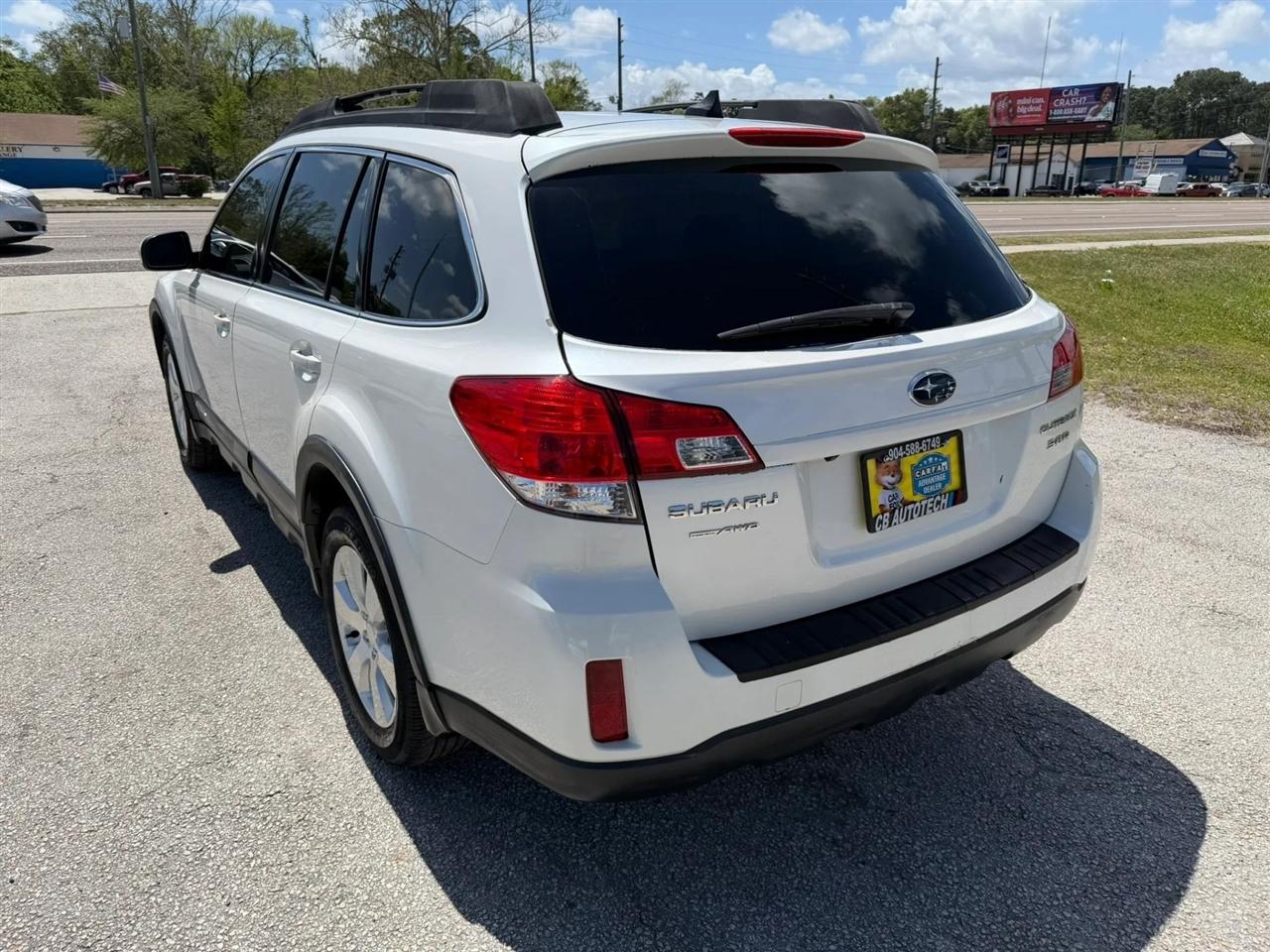 Subaru Outback 3.6R Limited 2011
