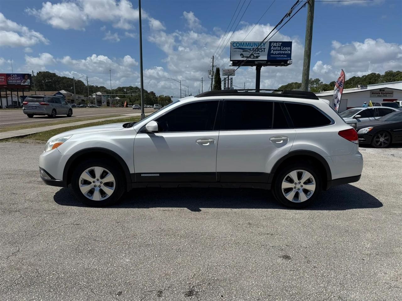 Subaru Outback 3.6R Limited 2011