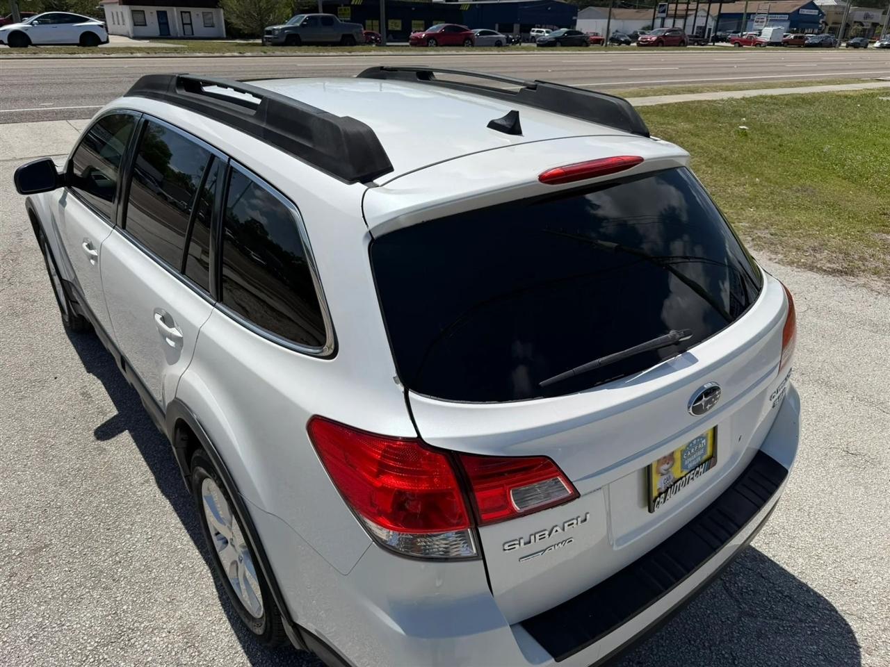 Subaru Outback 3.6R Limited 2011