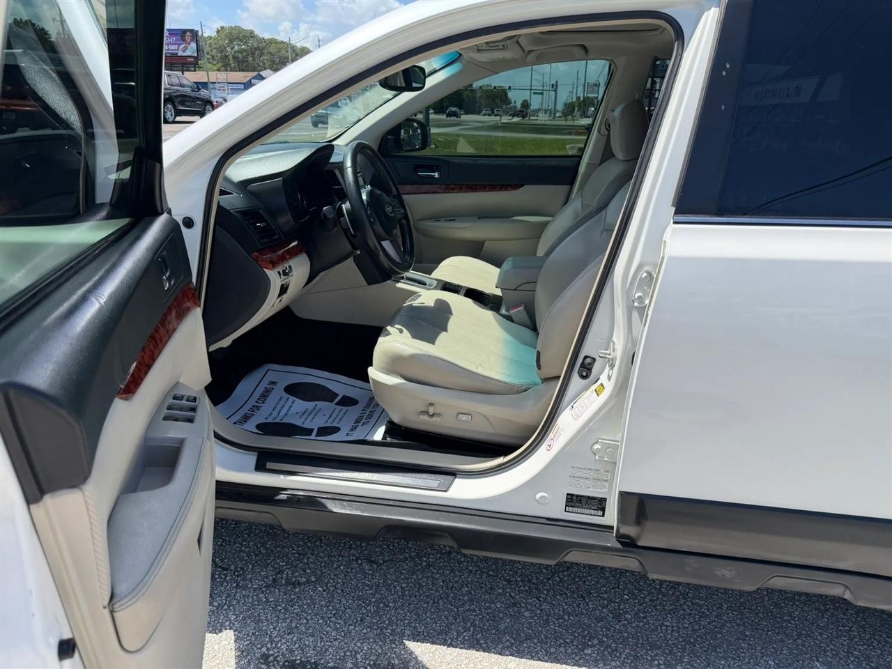 Subaru Outback 3.6R Limited 2011