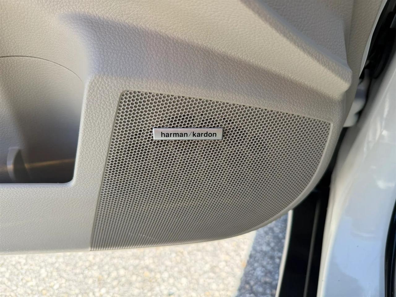 Subaru Outback 3.6R Limited 2011