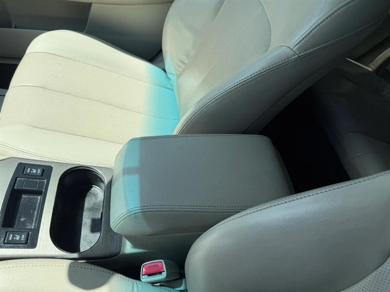 Subaru Outback 3.6R Limited 2011