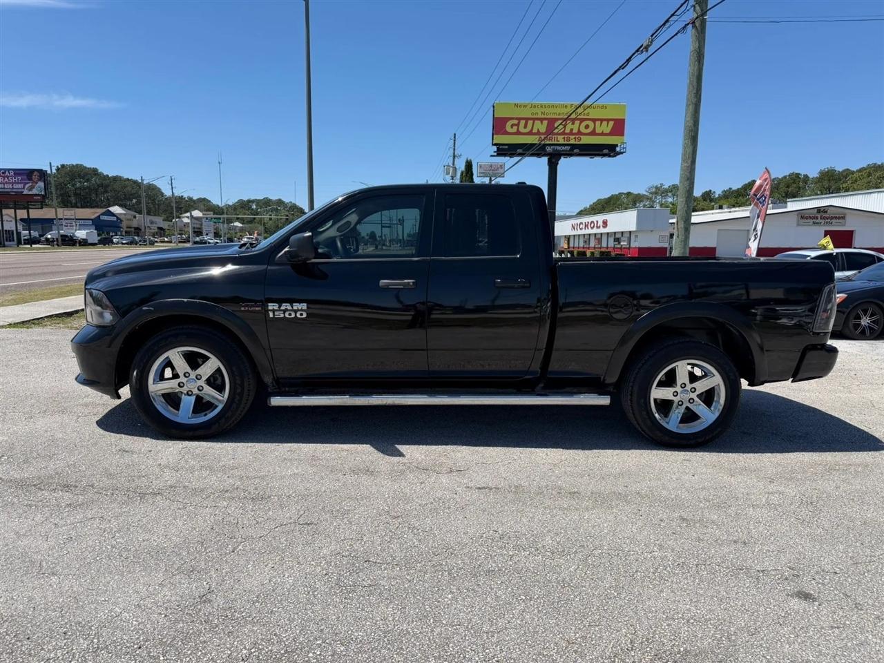 RAM 1500 Tradesman Quad Cab 2WD 2014