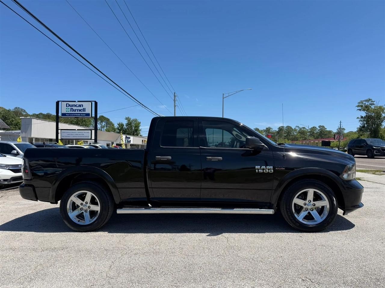 RAM 1500 Tradesman Quad Cab 2WD 2014