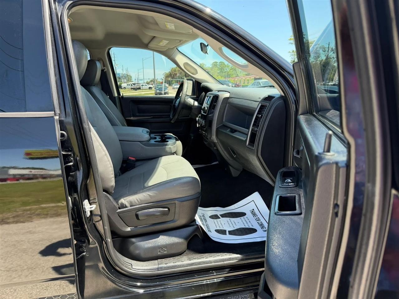 RAM 1500 Tradesman Quad Cab 2WD 2014