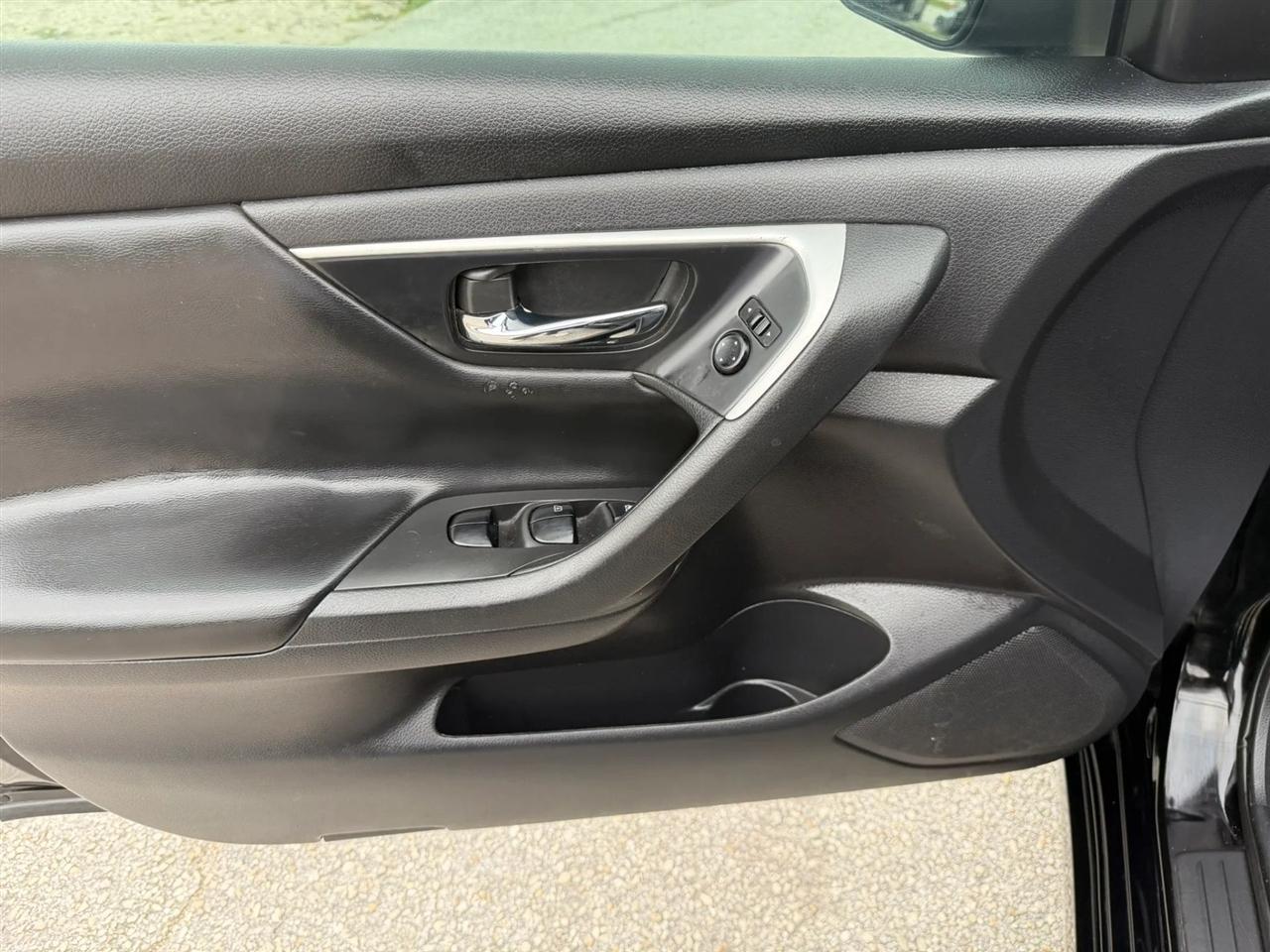 Nissan Altima 2.5 S 2016