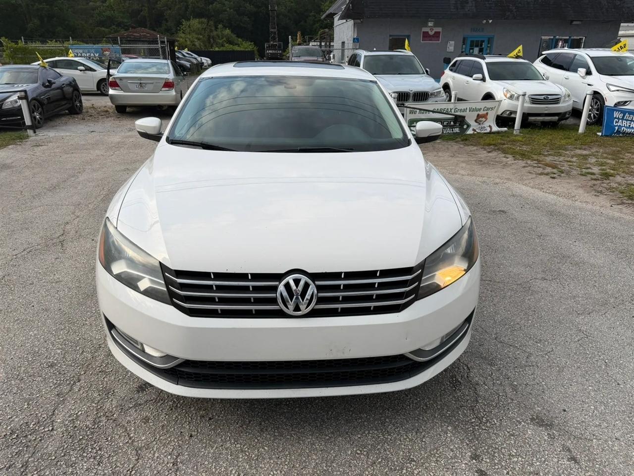 Volkswagen Passat 2.0L TDI SEL Premium 2013