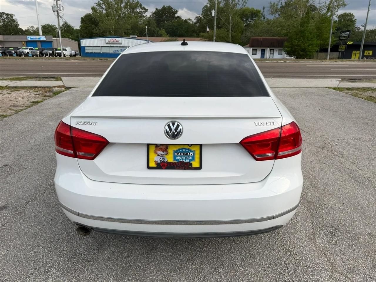Volkswagen Passat 2.0L TDI SEL Premium 2013