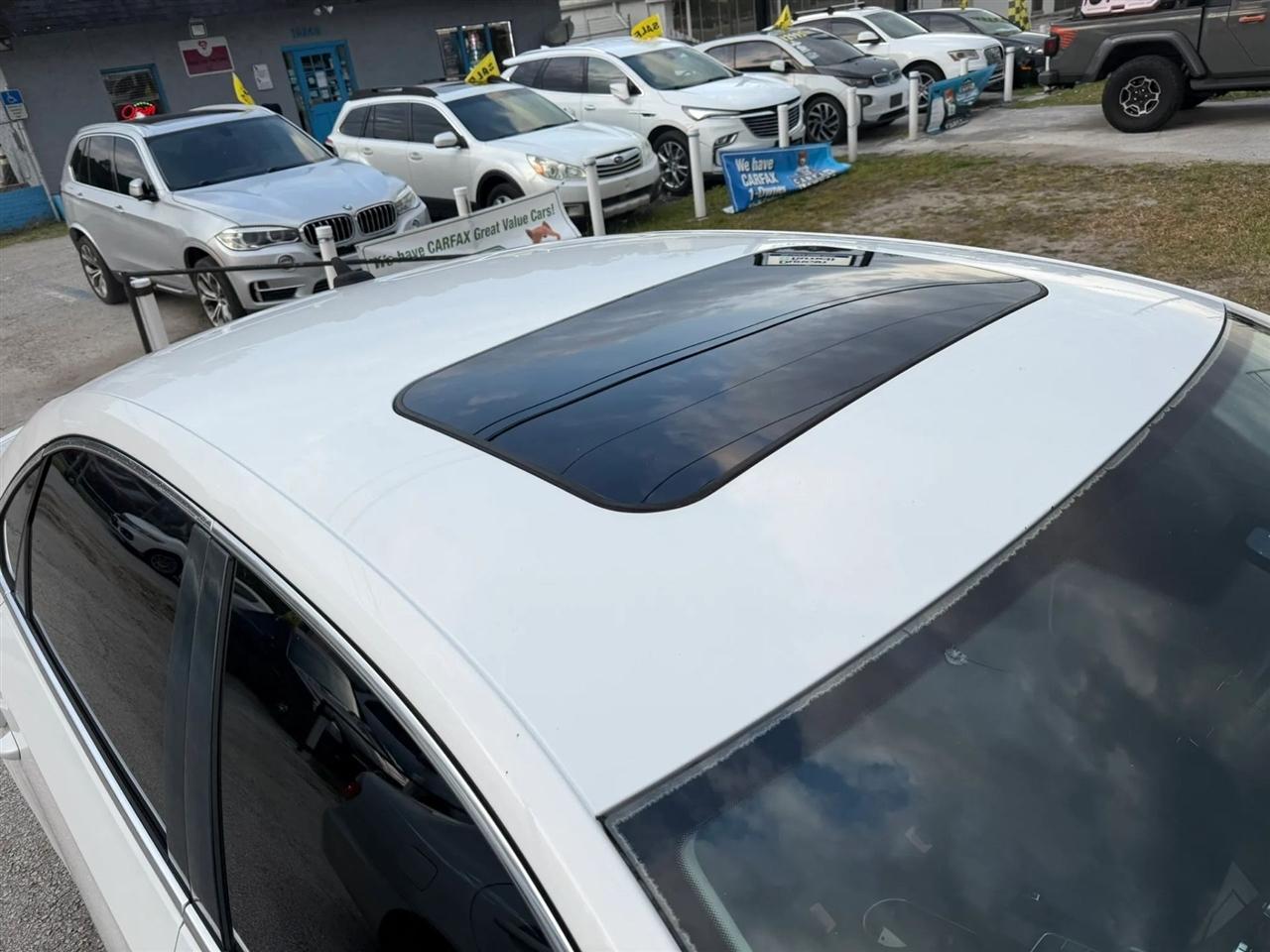 Volkswagen Passat 2.0L TDI SEL Premium 2013