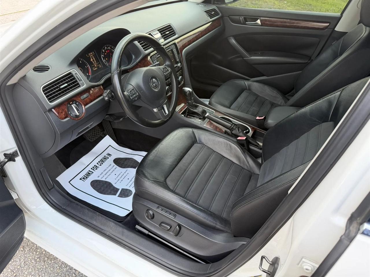 Volkswagen Passat 2.0L TDI SEL Premium 2013