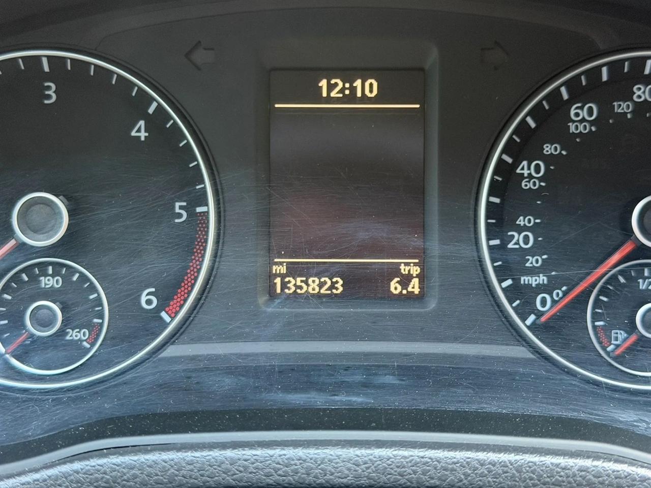 Volkswagen Passat 2.0L TDI SEL Premium 2013