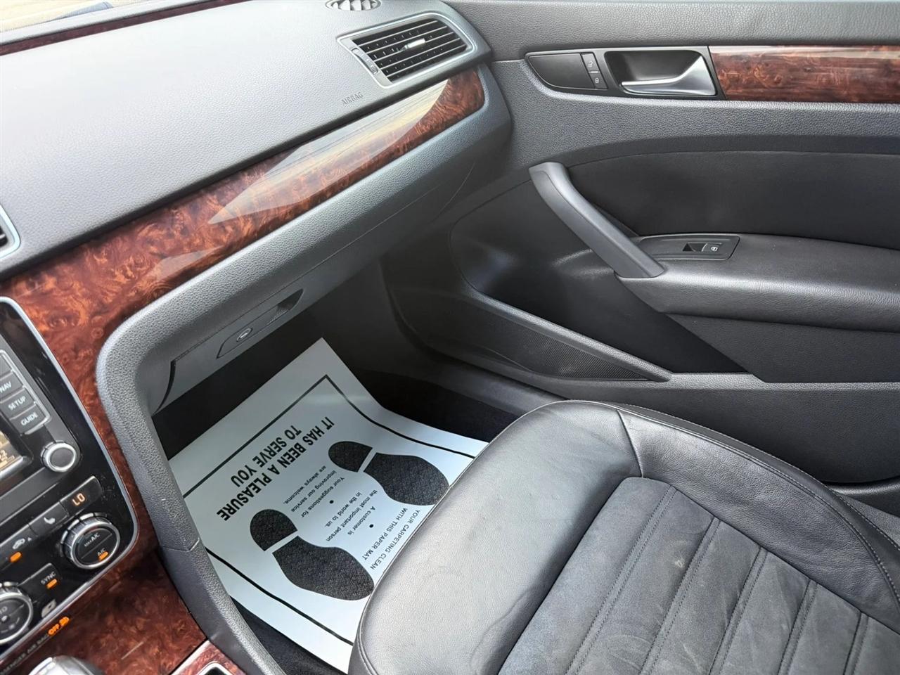 Volkswagen Passat 2.0L TDI SEL Premium 2013