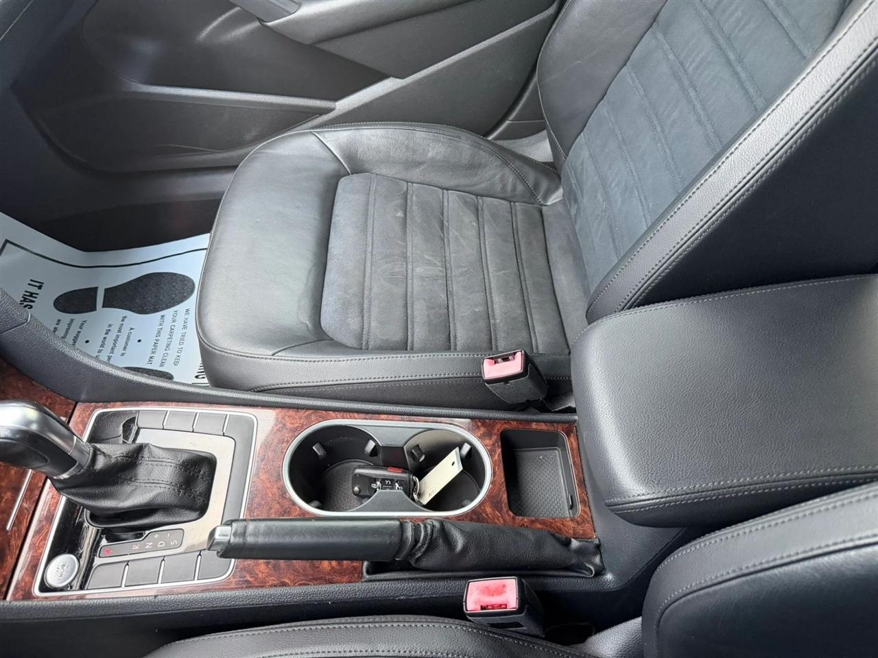 Volkswagen Passat 2.0L TDI SEL Premium 2013