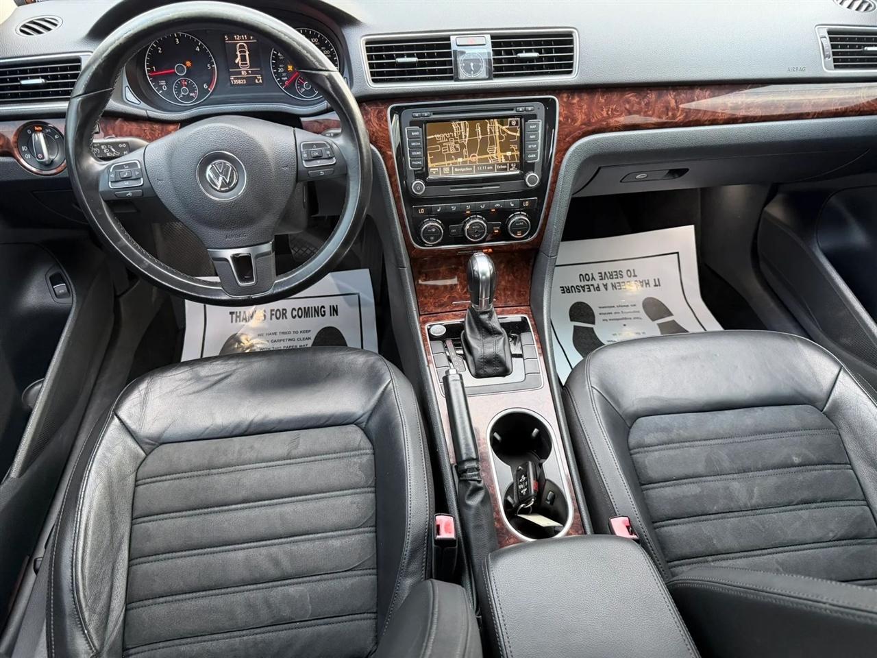 Volkswagen Passat 2.0L TDI SEL Premium 2013