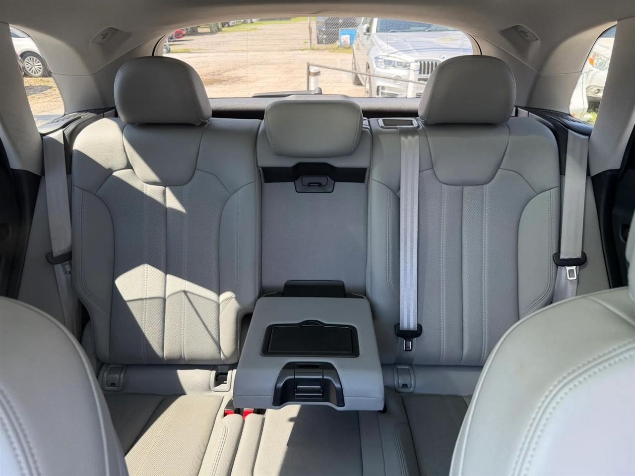 Audi Q5 2.0T Premium Plus quattro 2018