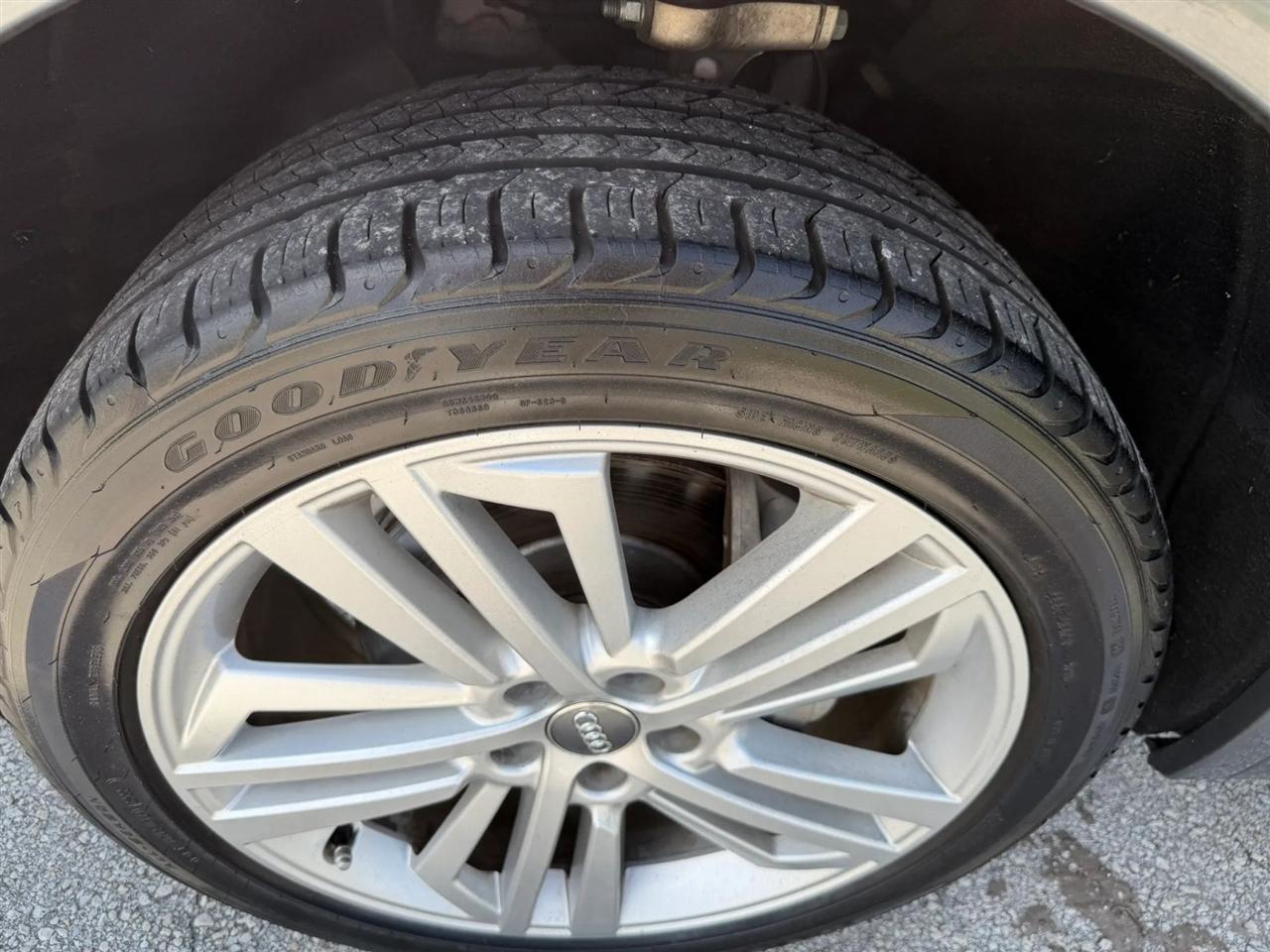 Audi Q5 2.0T Premium Plus quattro 2018