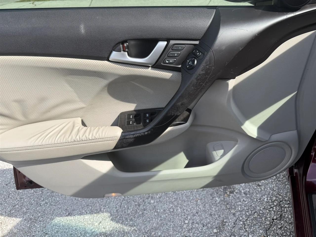 Acura TSX 5-Spd AT 2012