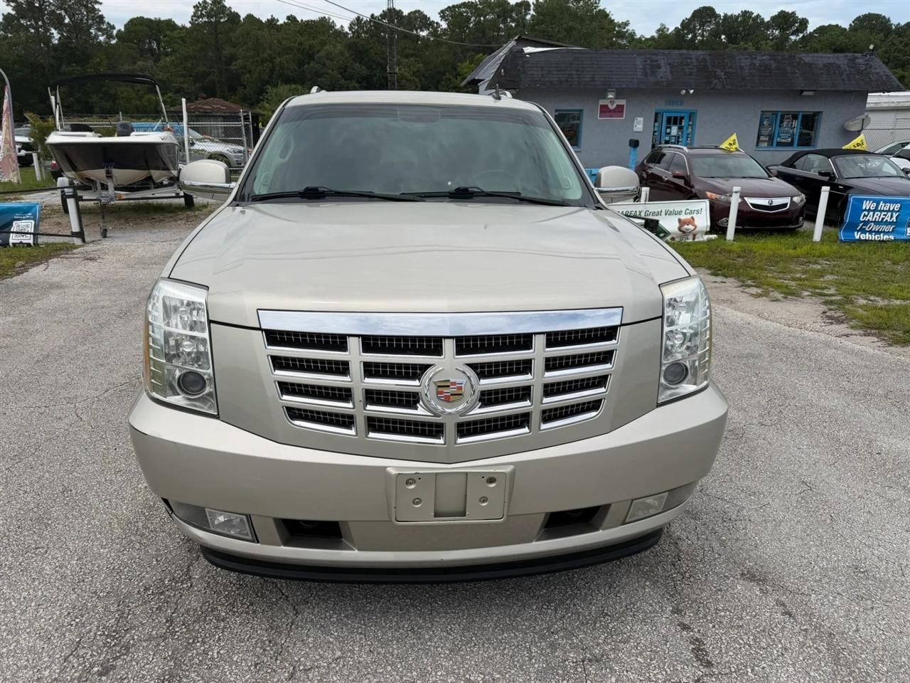 Cadillac Escalade ESV  2013