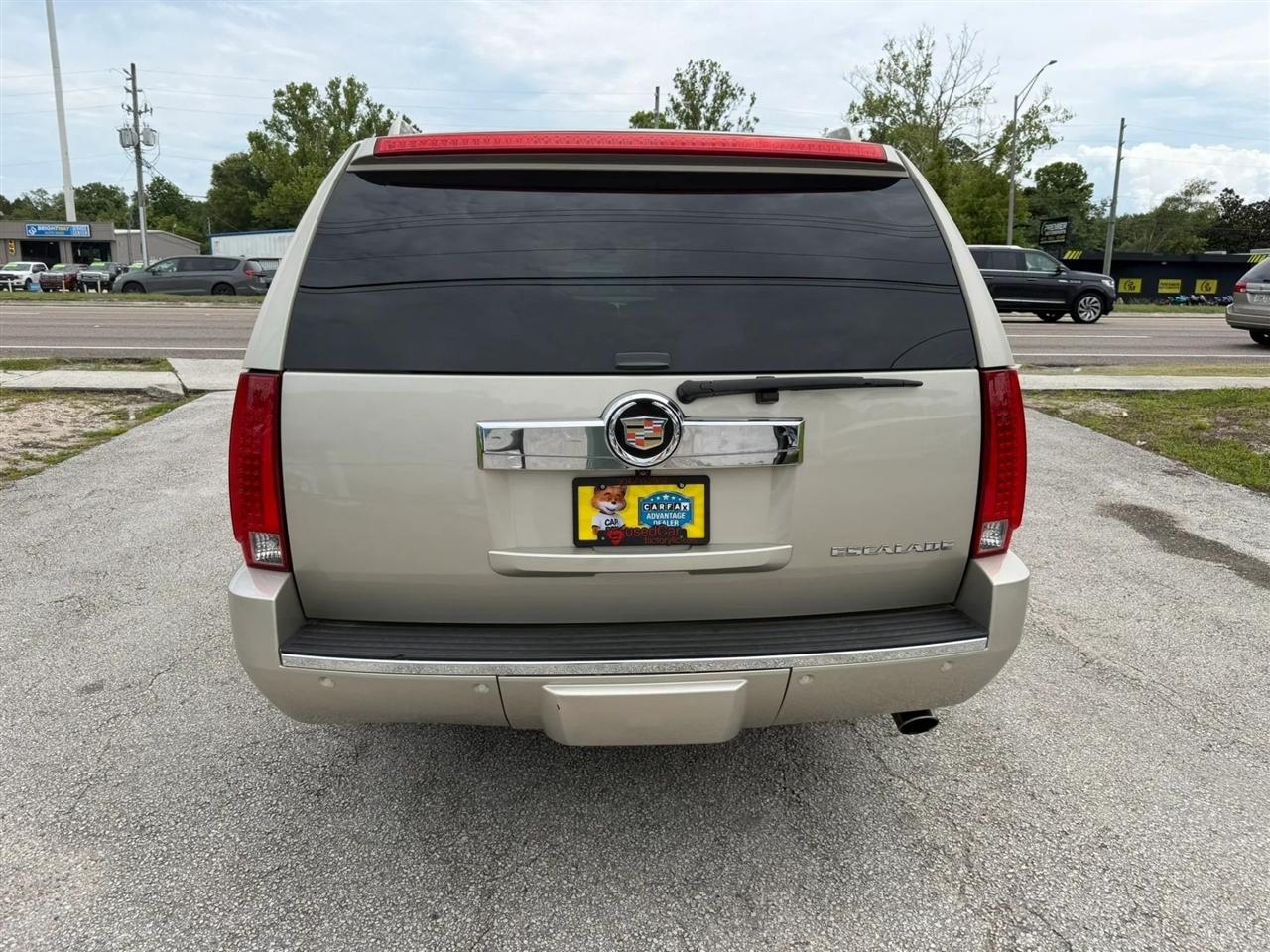 Cadillac Escalade ESV  2013
