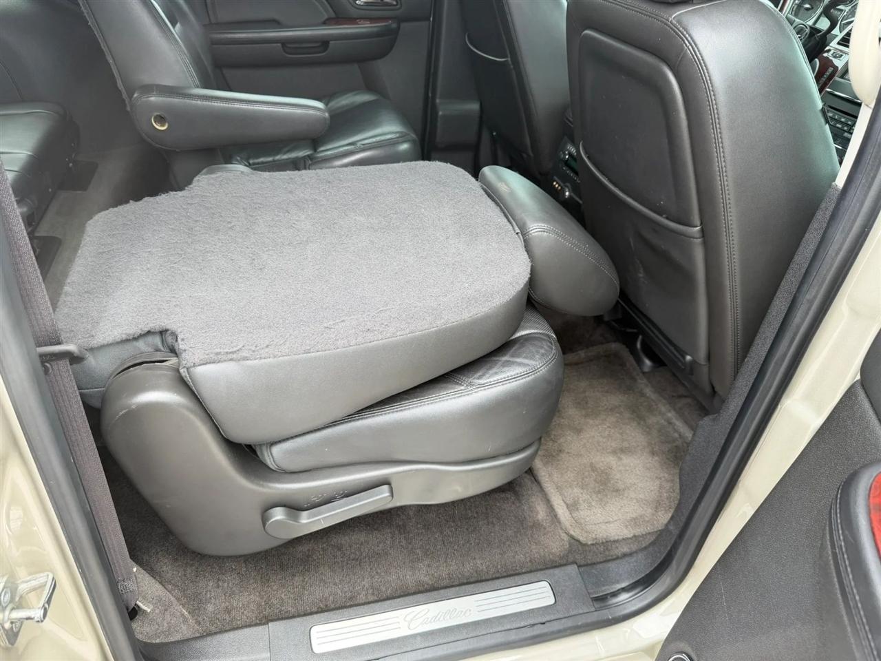 Cadillac Escalade ESV  2013