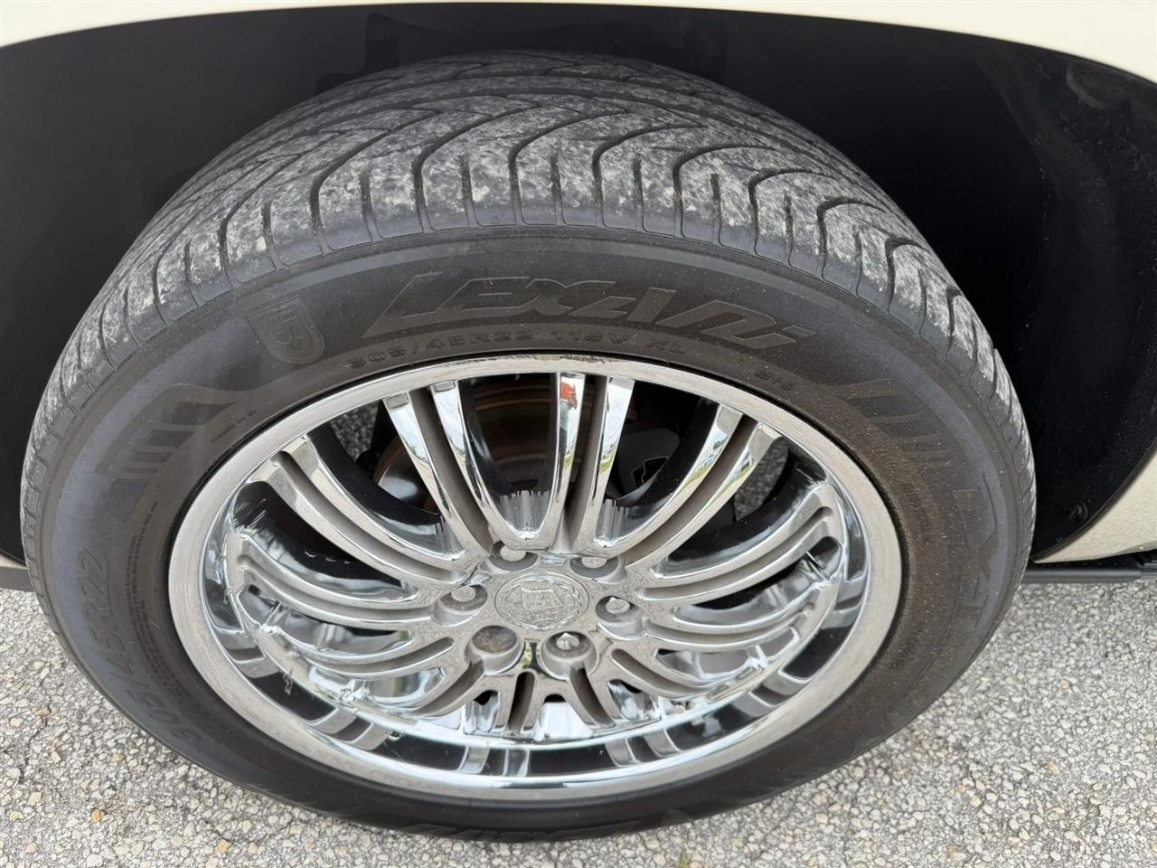 Cadillac Escalade ESV  2013