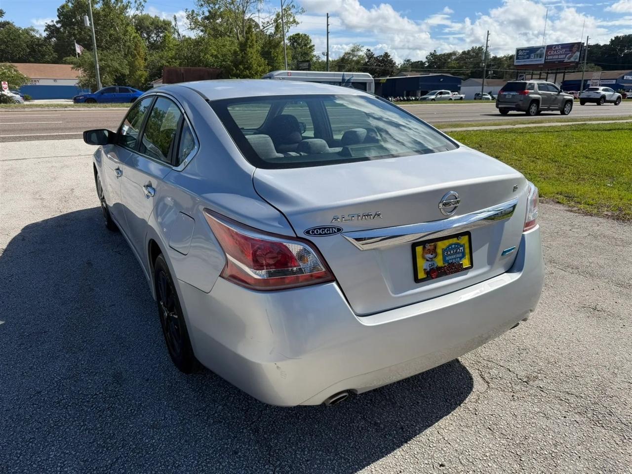 Nissan Altima 2.5 S 2013