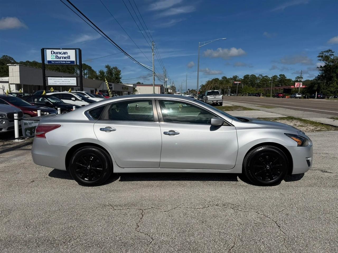 Nissan Altima 2.5 S 2013