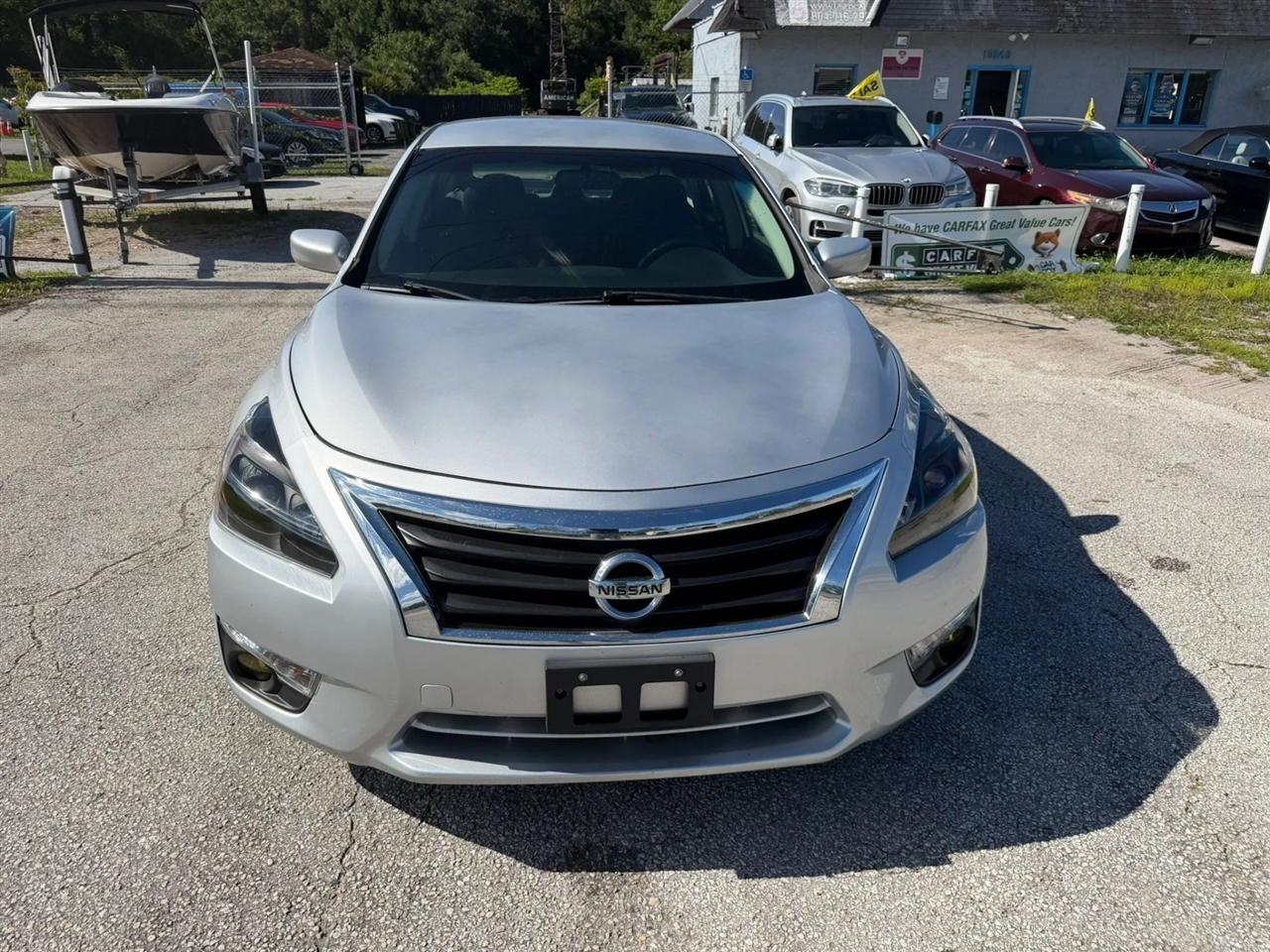 Nissan Altima 2.5 S 2013