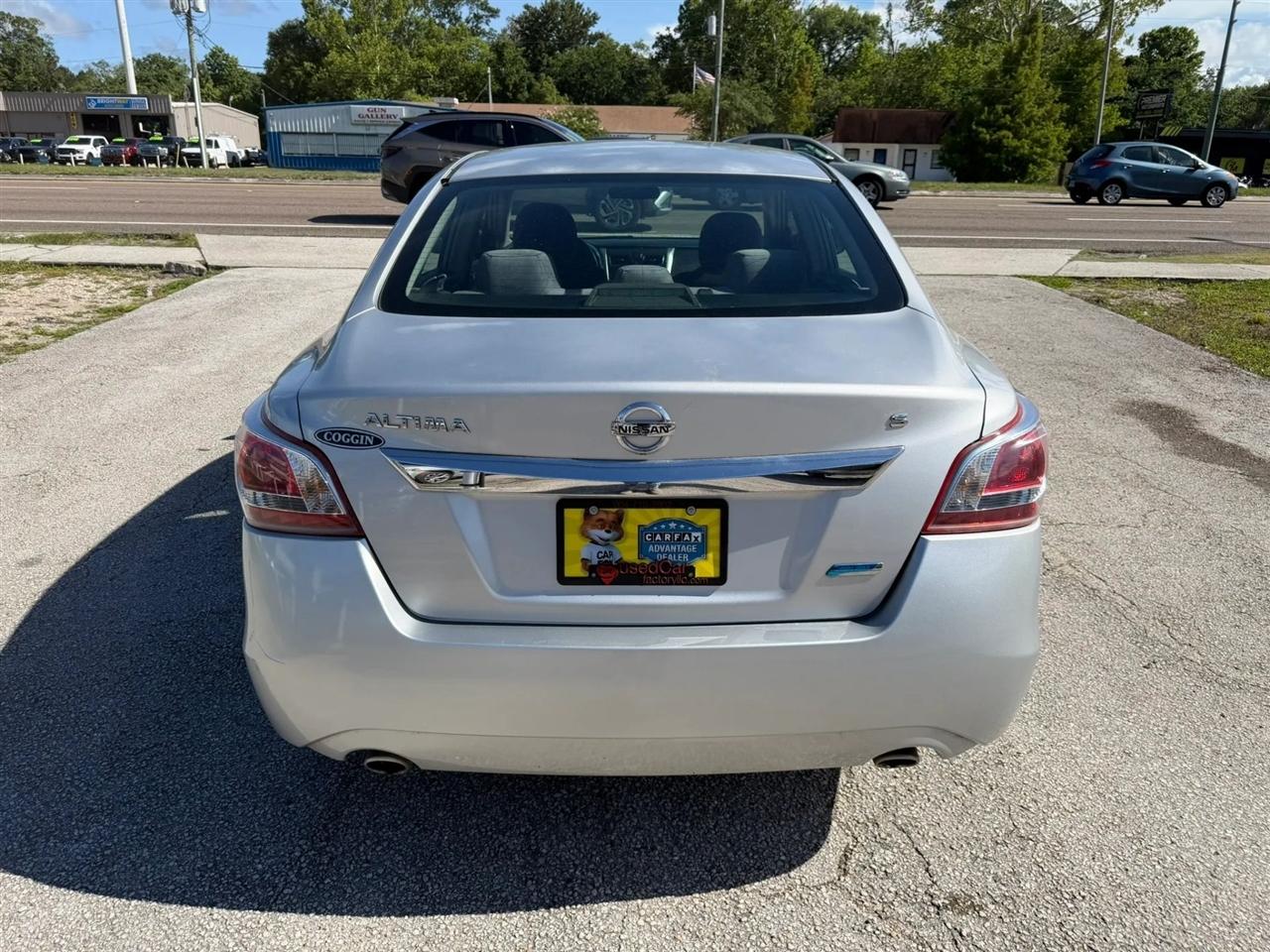 Nissan Altima 2.5 S 2013