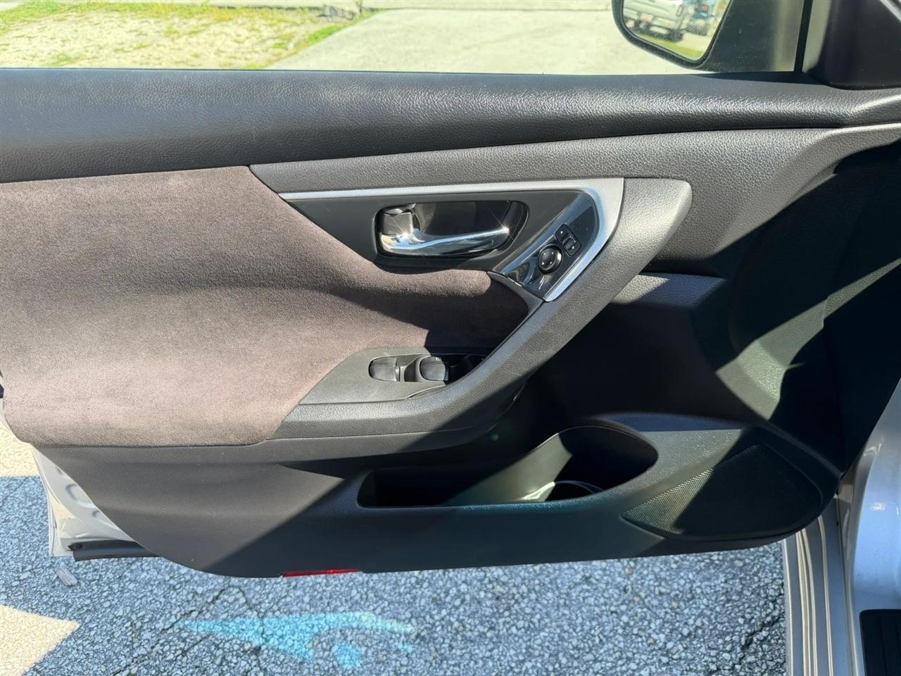 Nissan Altima 2.5 S 2013