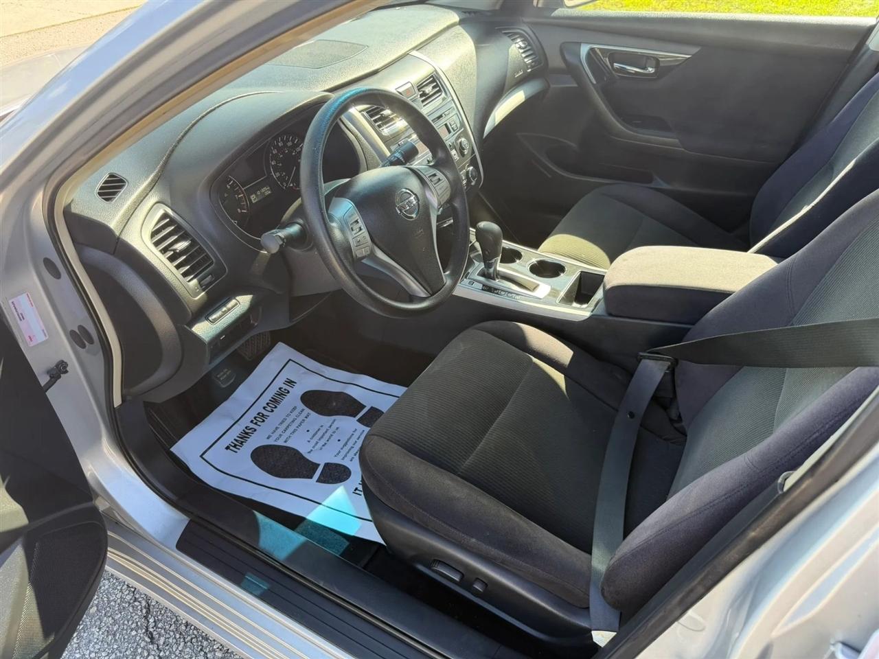 Nissan Altima 2.5 S 2013
