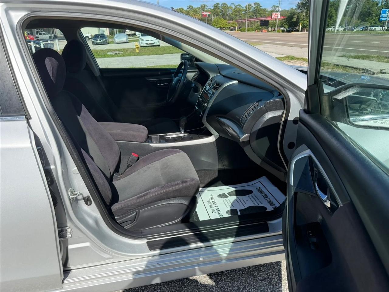 Nissan Altima 2.5 S 2013
