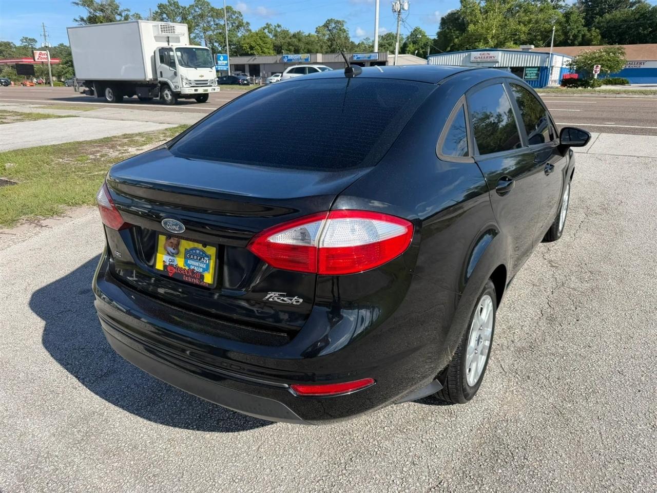 Ford Fiesta SE Sedan 2016