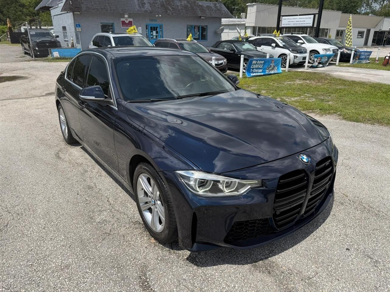 BMW 3-Series 330i xDrive SULEV Sedan 2017