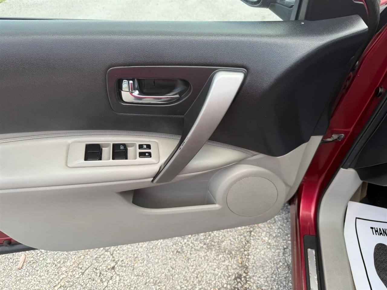 Nissan Rogue SL AWD 2009