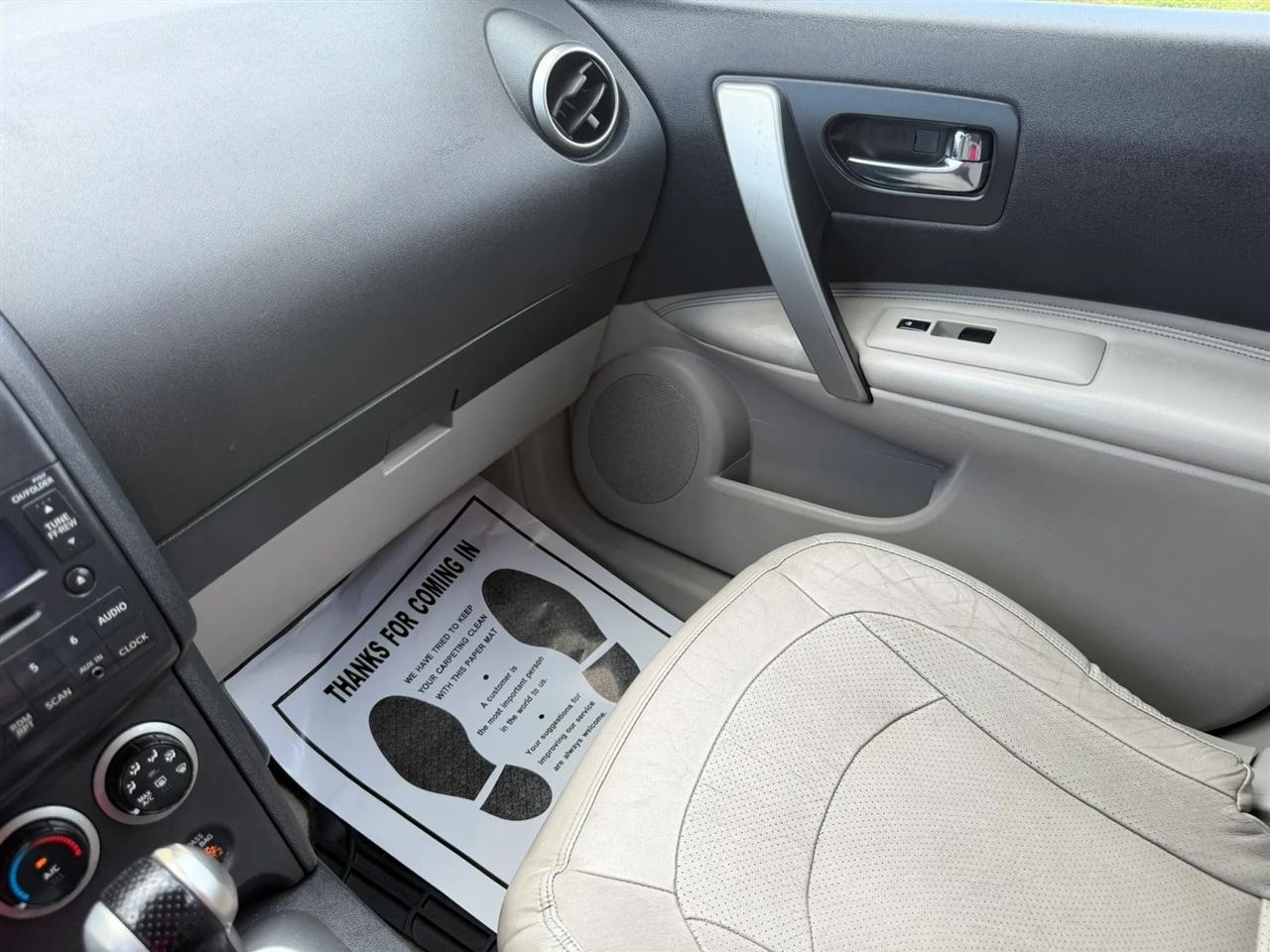 Nissan Rogue SL AWD 2009