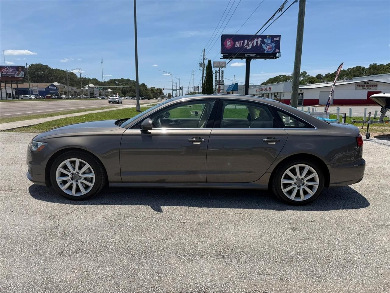 Audi A6 2.0T Premium Plus 2016