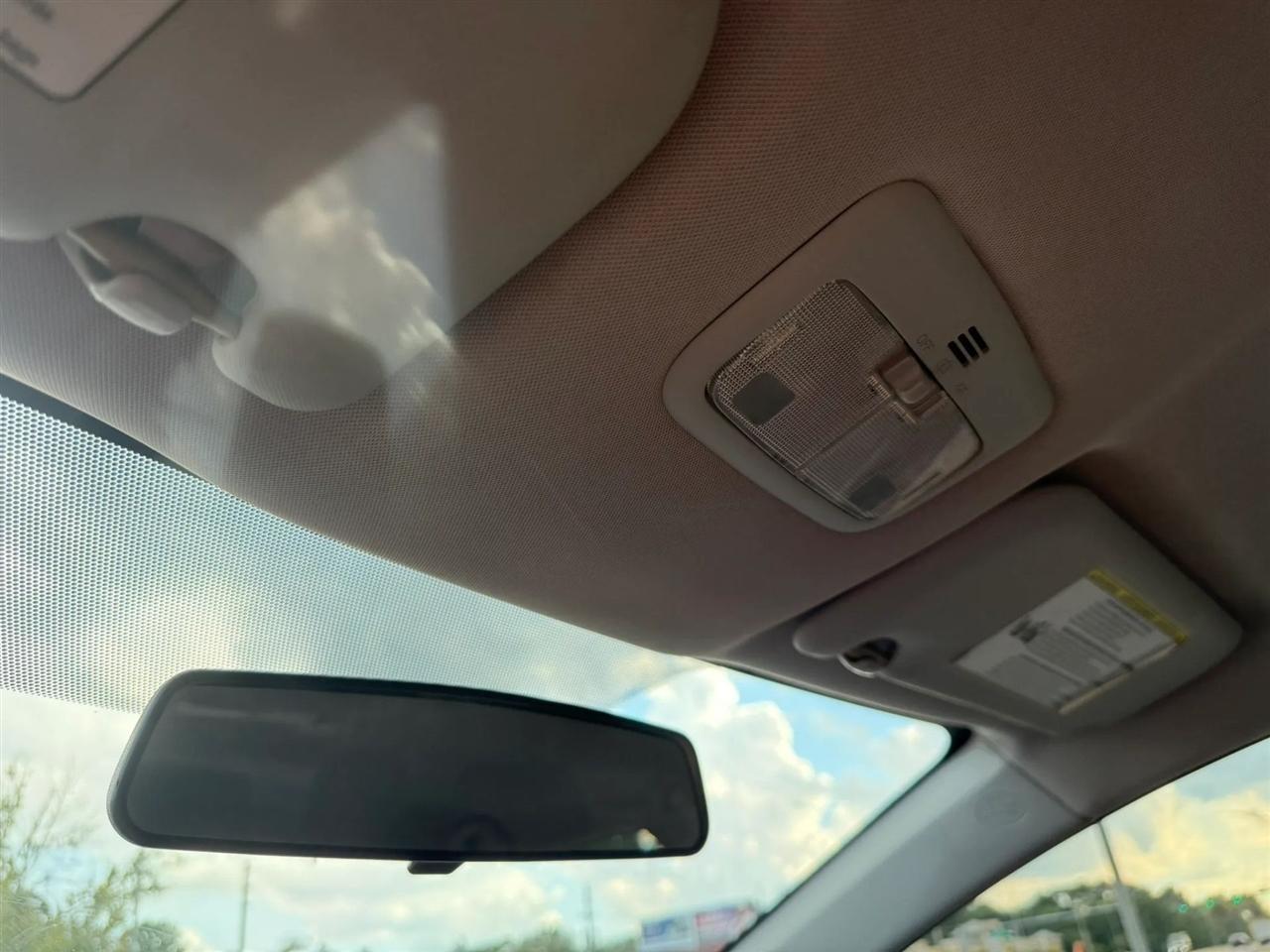 Toyota Corolla LE CVT 2015