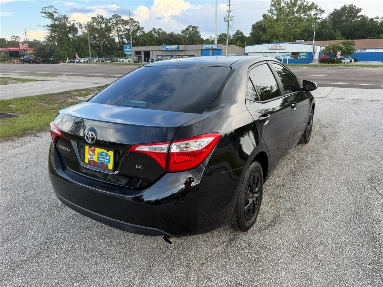 Toyota Corolla LE CVT 2015