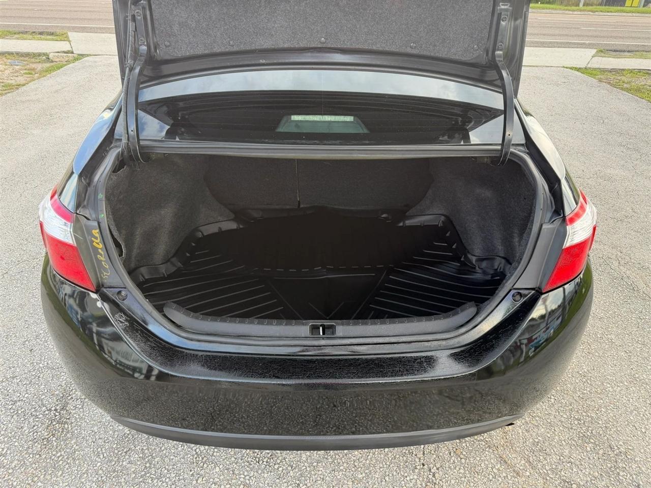 Toyota Corolla LE CVT 2015
