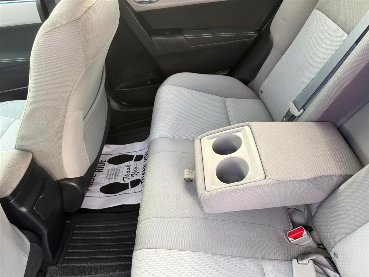 Toyota Corolla LE CVT 2015