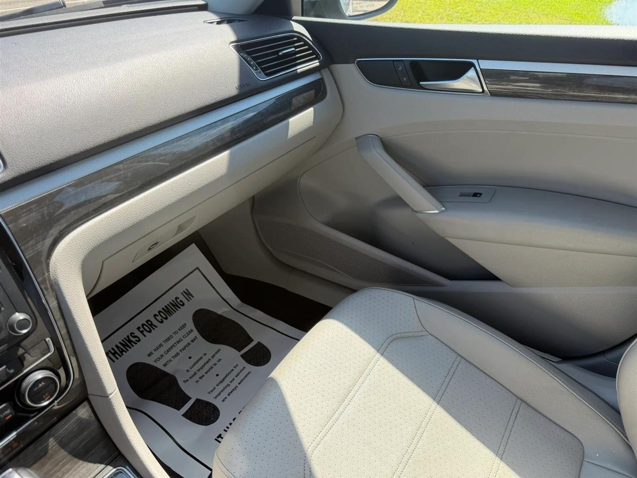 Volkswagen Passat SE PZEV 6A 2016
