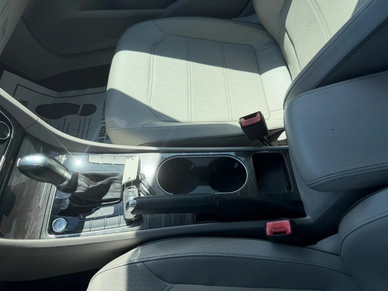 Volkswagen Passat SE PZEV 6A 2016