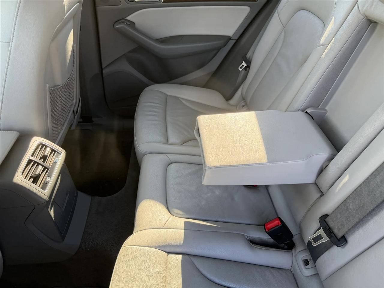 Audi Q5 2.0T Premium quattro 2016