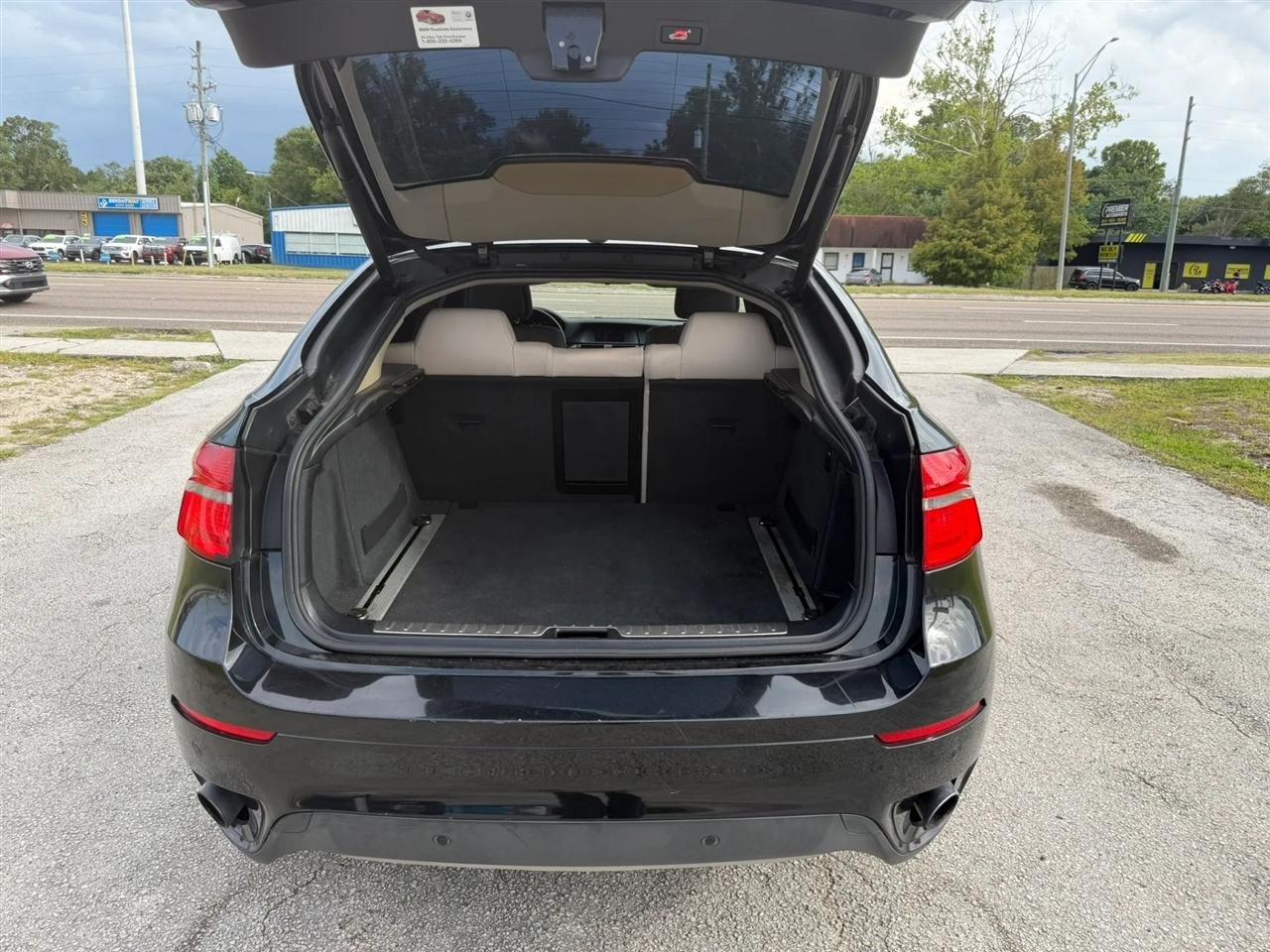 BMW X6 xDrive35i 2011