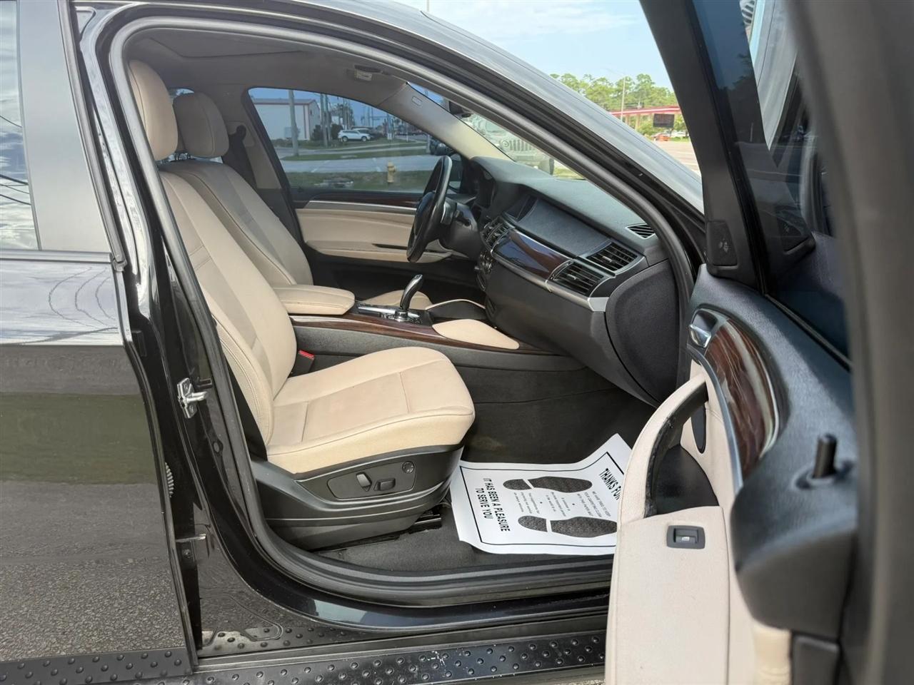 BMW X6 xDrive35i 2011