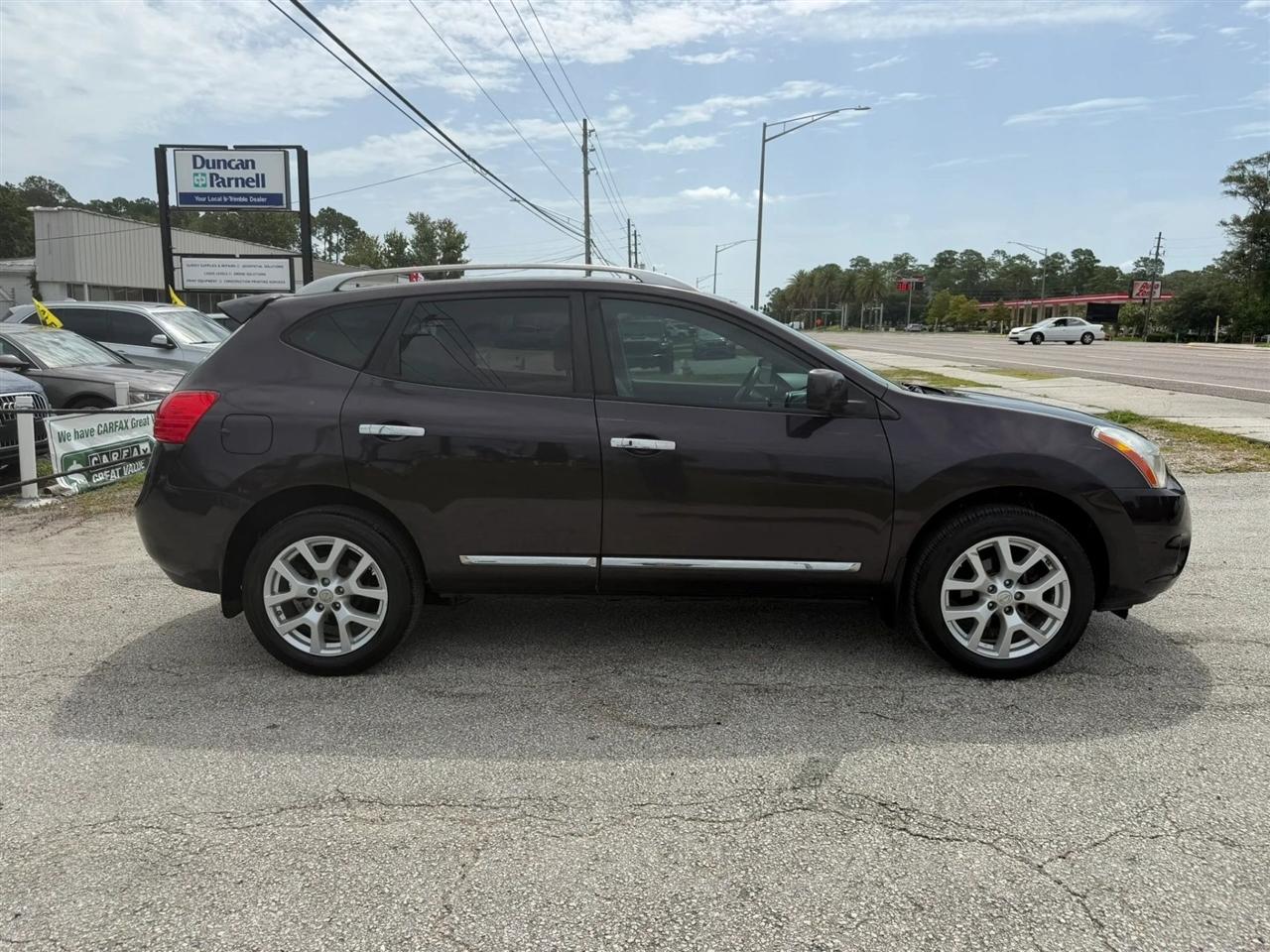 Nissan Rogue SV FWD 2013