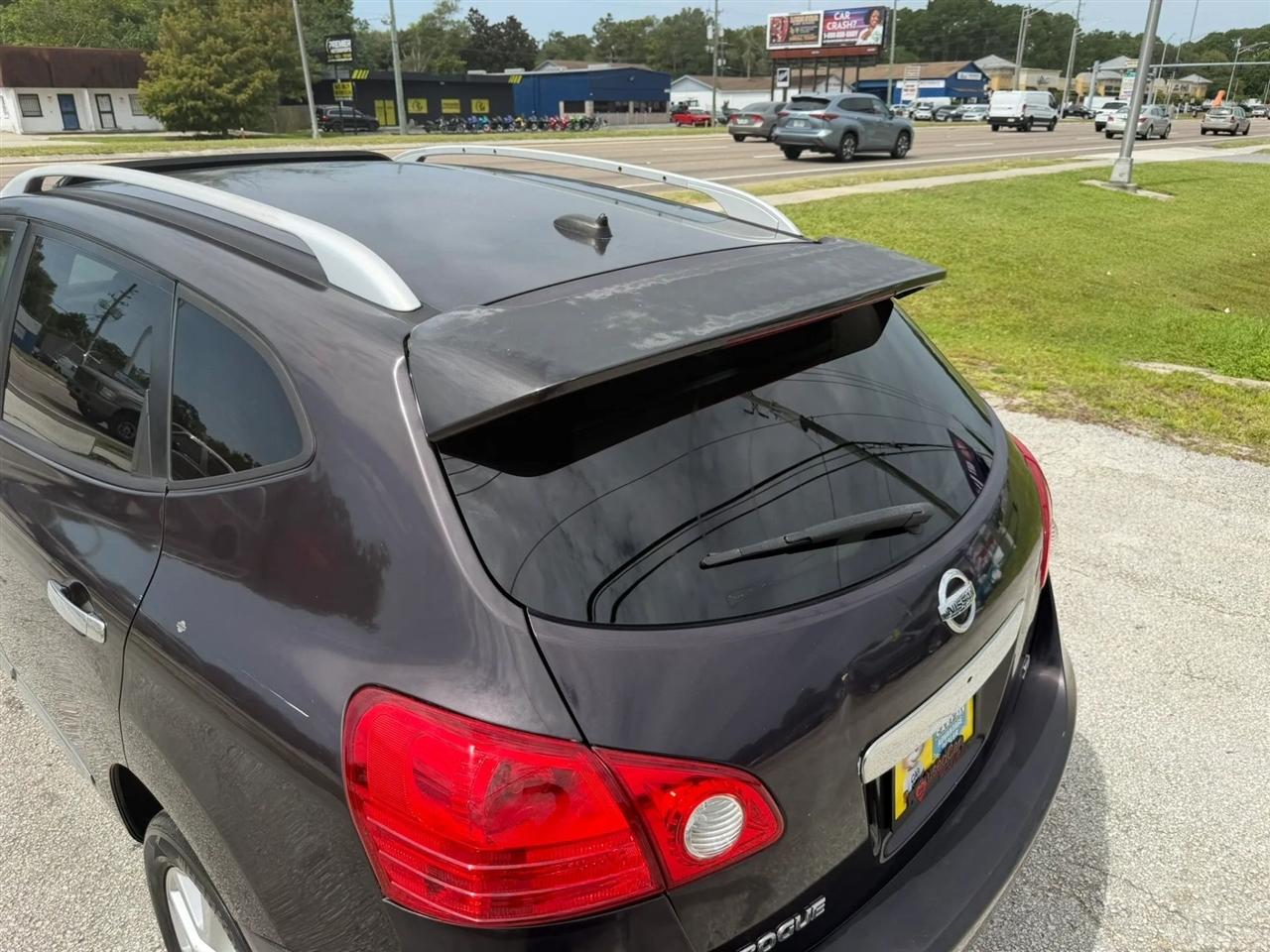 Nissan Rogue SV FWD 2013