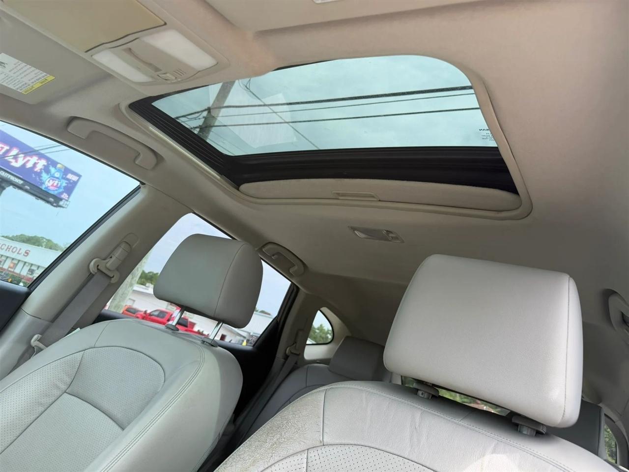 Nissan Rogue SV FWD 2013
